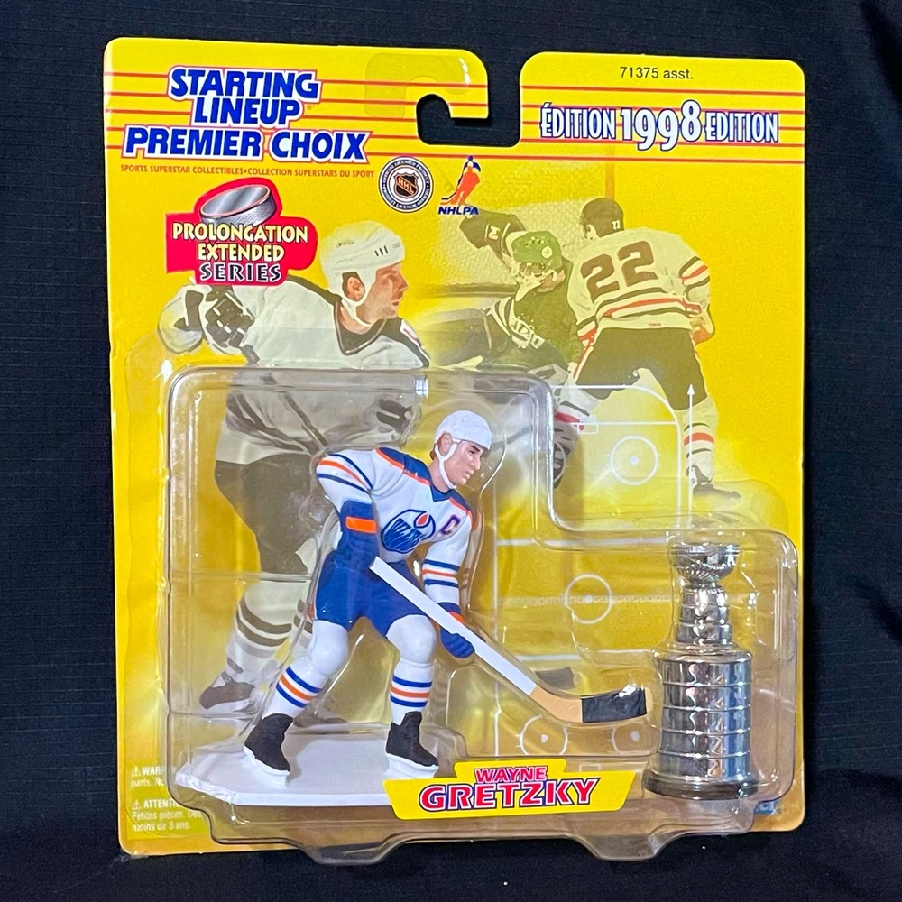 1998 Starting Lineup Extended Series WAYNE GRETZKY Oilers Figure w/ Stanley Cup